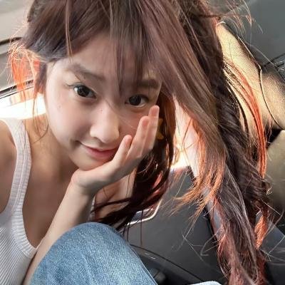 月亮在江边流淌